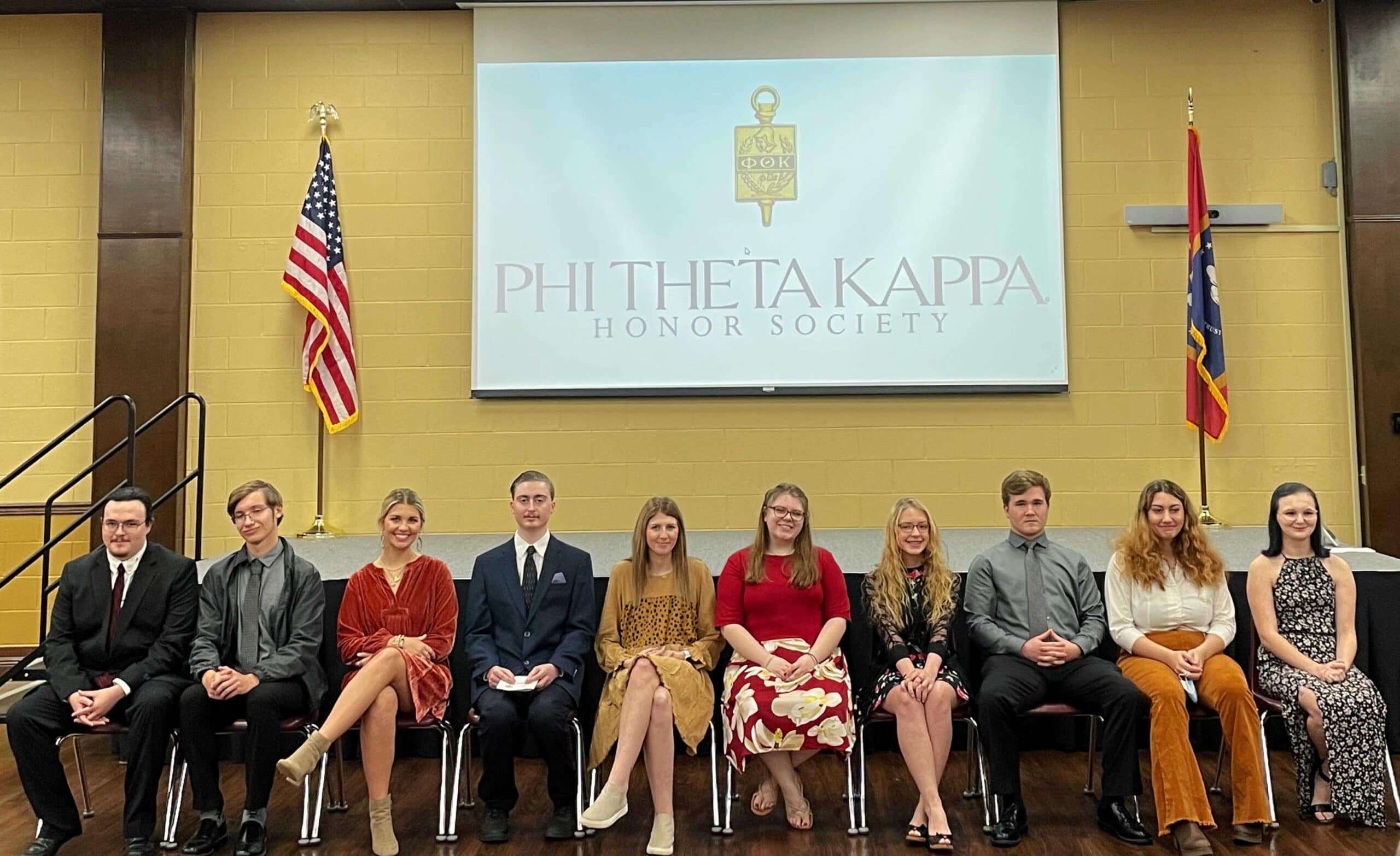 Ph iTheta Kappa Beta Tau Gamma Chapter at Forrest County Campus Fall 2021 Inductees